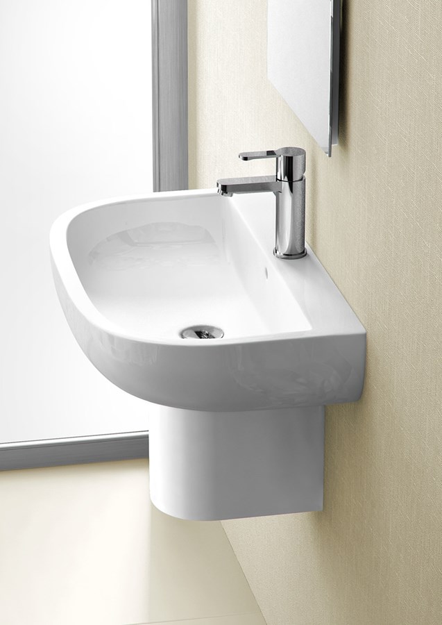 Compact 550 basin and round fronted semi pedestal 550 basin